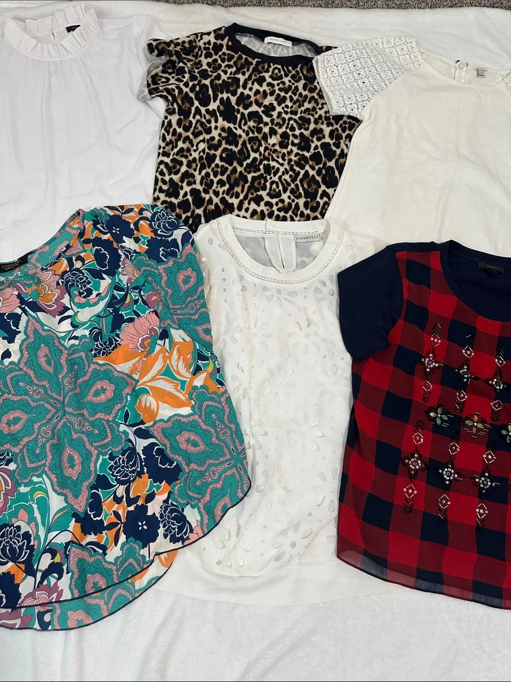 🌴 Bundle of 6 Woman’s Blouses Size Small